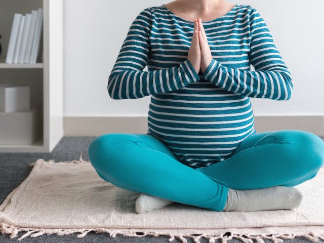 Беременность: 8 йогических поз и комплекс упражнений Кегеля