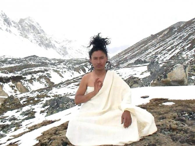 тибет медитирующий
