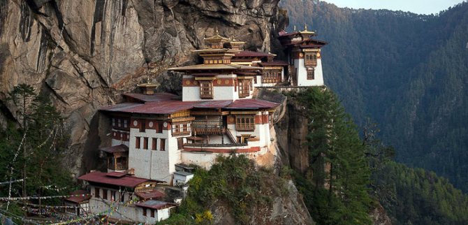“Затерянное королевство Бутан”